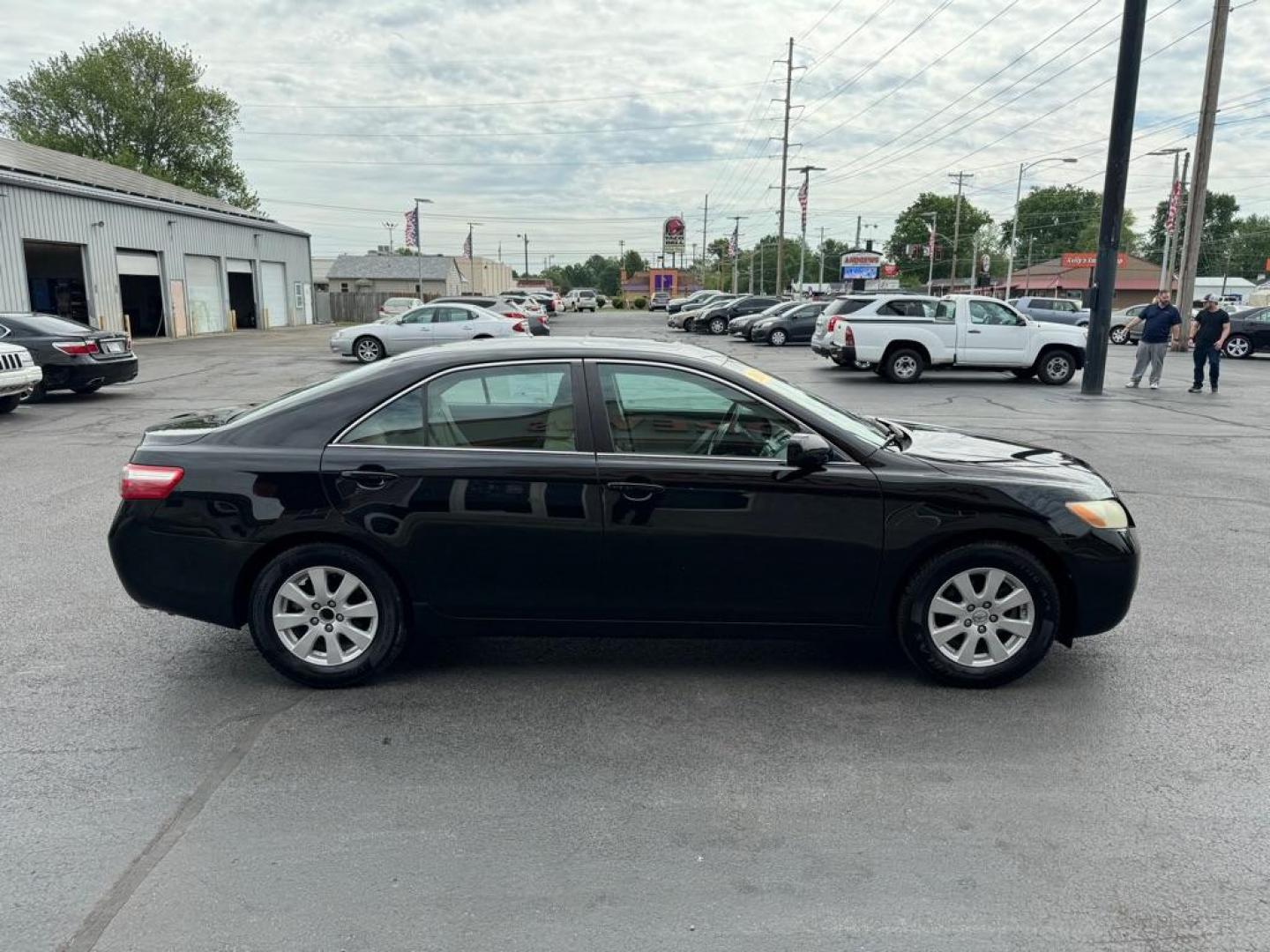 2008 BLACK TOYOTA CAMRY CE (4T1BE46K38U) with an 2.4L engine, Automatic transmission, located at 3100 Covert Avenue, Evansville, IN, 47714, (812) 473-4492, 37.955418, -87.512238 - Photo#2