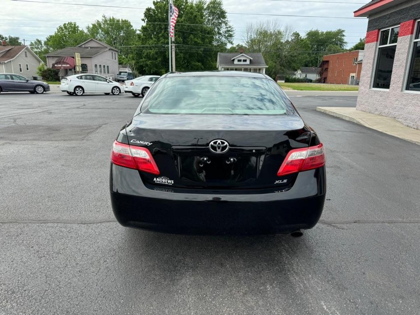 2008 BLACK TOYOTA CAMRY CE (4T1BE46K38U) with an 2.4L engine, Automatic transmission, located at 3100 Covert Avenue, Evansville, IN, 47714, (812) 473-4492, 37.955418, -87.512238 - Photo#3