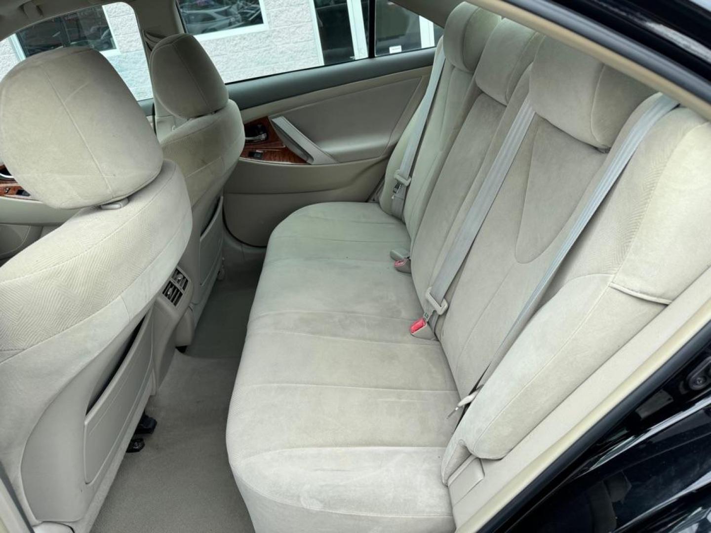 2008 BLACK TOYOTA CAMRY CE (4T1BE46K38U) with an 2.4L engine, Automatic transmission, located at 3100 Covert Avenue, Evansville, IN, 47714, (812) 473-4492, 37.955418, -87.512238 - Photo#5