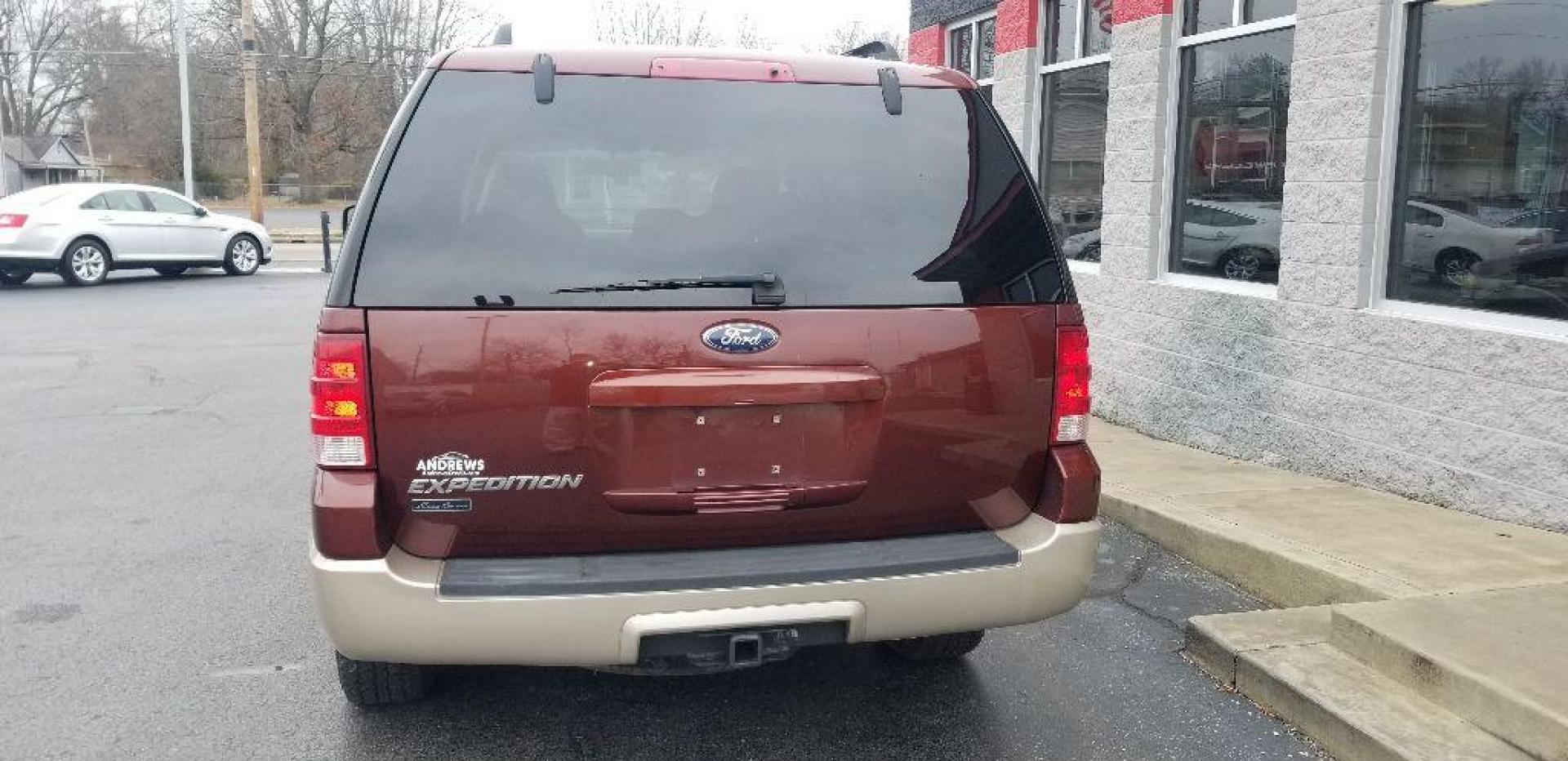2006 BROWN FORD EXPEDITION EDDIE BAUER (1FMFU18566L) with an 5.4L engine, Automatic transmission, located at 3100 Covert Avenue, Evansville, IN, 47714, (812) 473-4492, 37.955418, -87.512238 - Photo#2