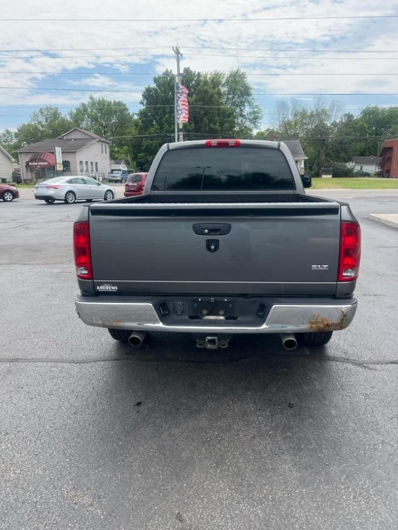 2006 GRAY DODGE RAM 1500 LARAMIE (1D7HA18236S) with an 5.7L engine, Automatic transmission, located at 3100 Covert Avenue, Evansville, IN, 47714, (812) 473-4492, 37.955418, -87.512238 - Photo#3