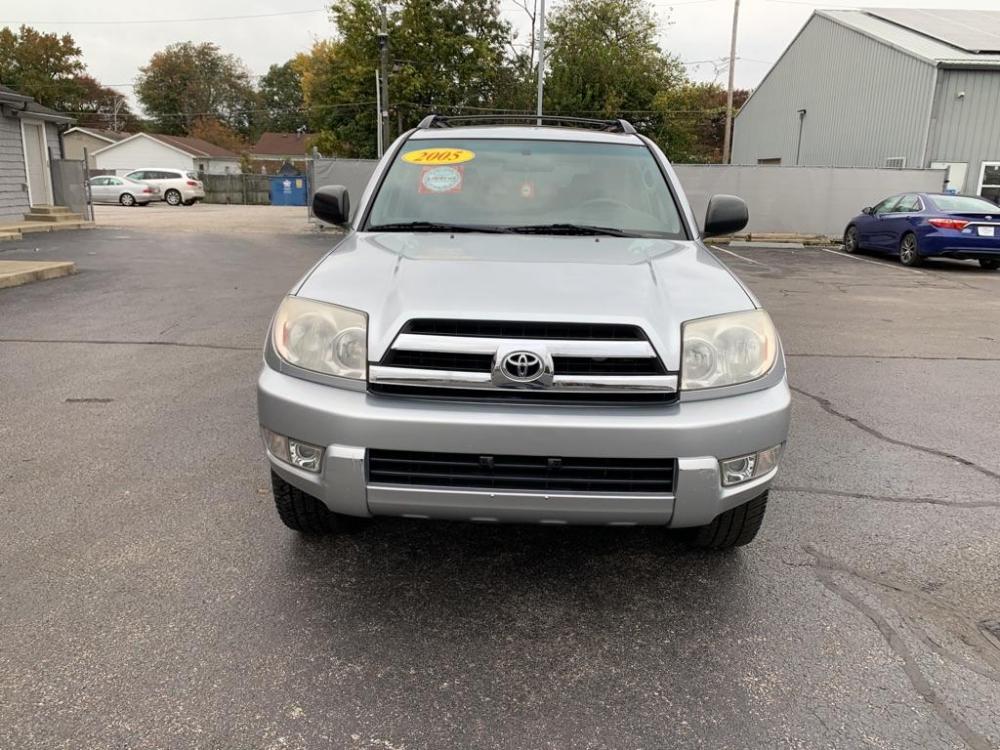 2005 SILVER TOYOTA 4RUNNER SR5 (JTEZU14R558) with an 4.0L engine, Automatic transmission, located at 3100 Covert Avenue, Evansville, IN, 47714, (812) 473-4492, 37.955418, -87.512238 - Photo #1