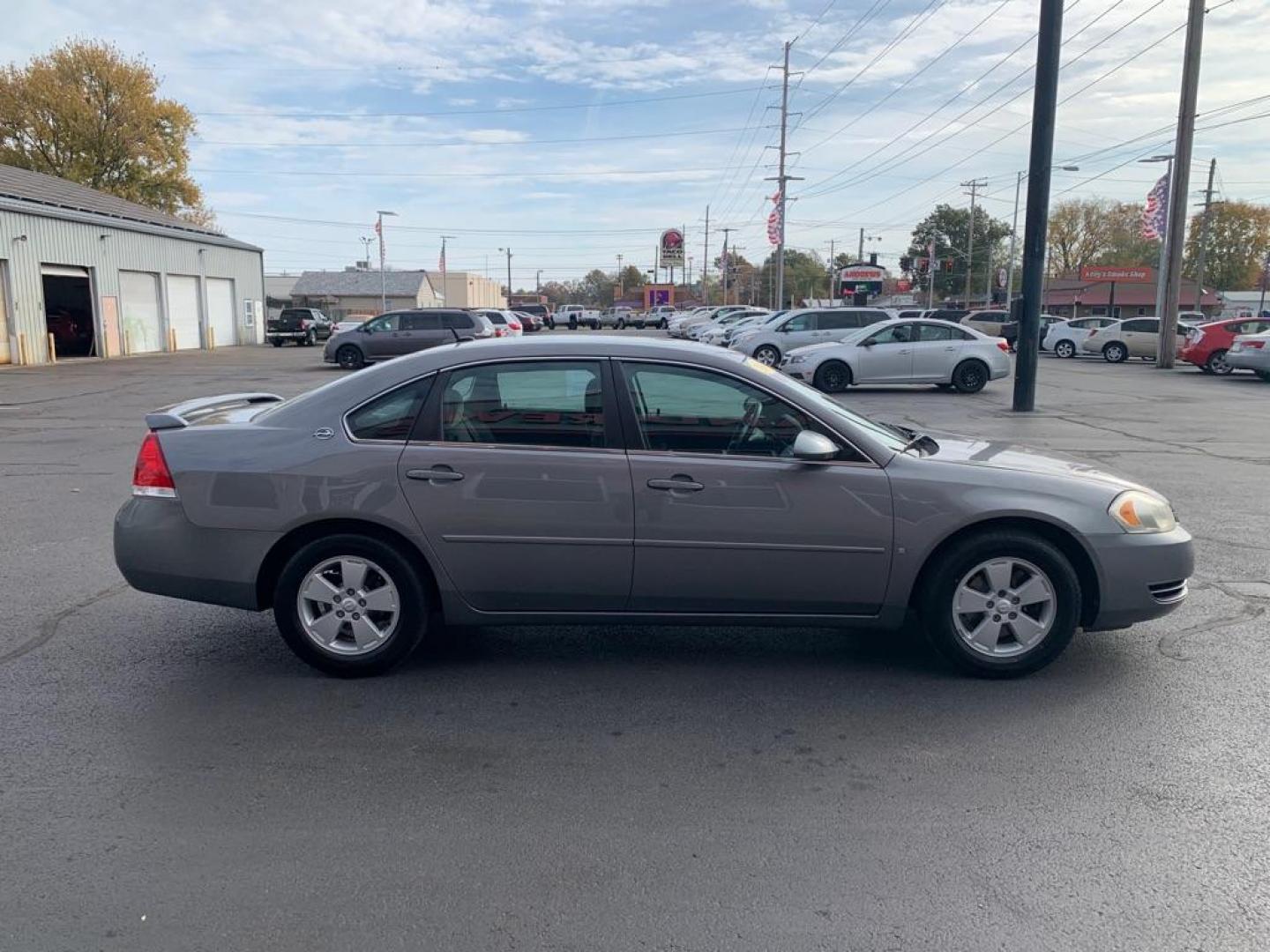 2006 GRAY CHEVROLET IMPALA LT (2G1WT58K869) with an 3.5L engine, Automatic transmission, located at 3100 Covert Avenue, Evansville, IN, 47714, (812) 473-4492, 37.955418, -87.512238 - Photo#2