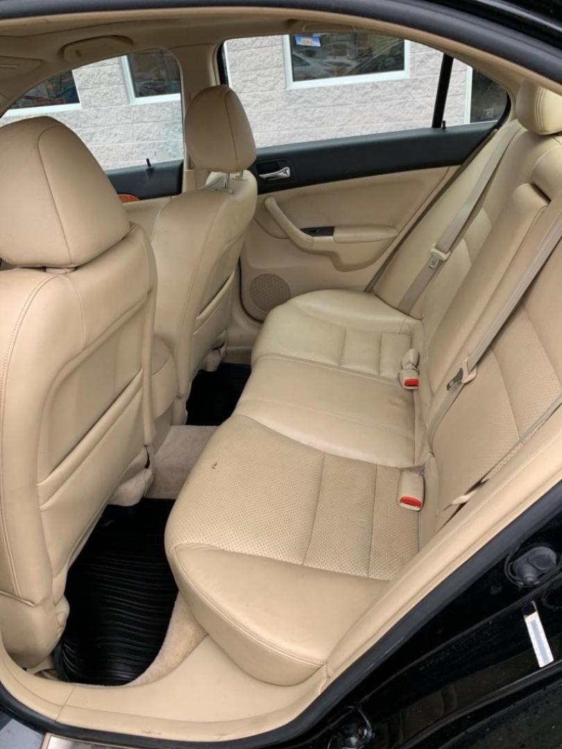 2005 BLACK ACURA TSX (JH4CL96845C) with an 2.4L engine, Automatic transmission, located at 3100 Covert Avenue, Evansville, IN, 47714, (812) 473-4492, 37.955418, -87.512238 - Photo#5