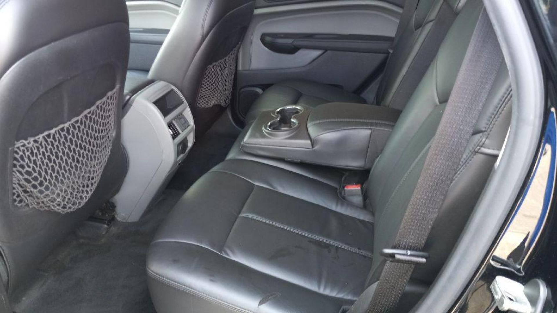 2010 BLACK CADILLAC SRX (3GYFNGEY9AS) with an 3.0L engine, Automatic transmission, located at 3100 Covert Avenue, Evansville, IN, 47714, (812) 473-4492, 37.955418, -87.512238 - Photo#5