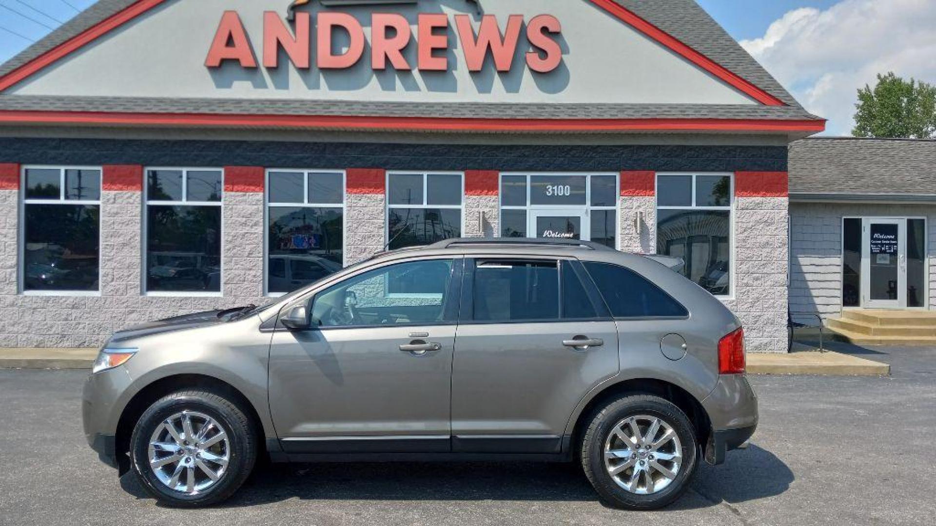 2013 GRAY FORD EDGE SEL (2FMDK3JC7DB) with an 3.5L engine, Automatic transmission, located at 3100 Covert Avenue, Evansville, IN, 47714, (812) 473-4492, 37.955418, -87.512238 - Photo#0