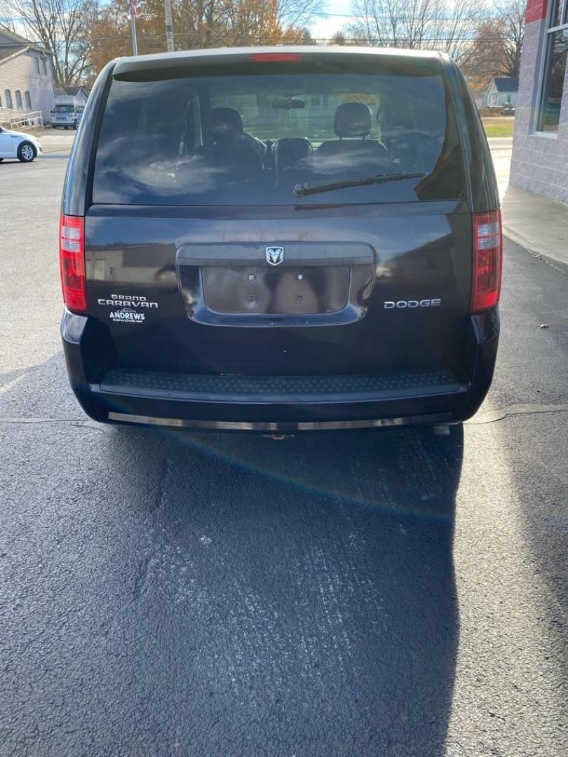 2010 BLACK DODGE GRAND CARAVAN SE (2D4RN4DE0AR) with an 3.3L engine, Automatic transmission, located at 3100 Covert Avenue, Evansville, IN, 47714, (812) 473-4492, 37.955418, -87.512238 - Photo#3