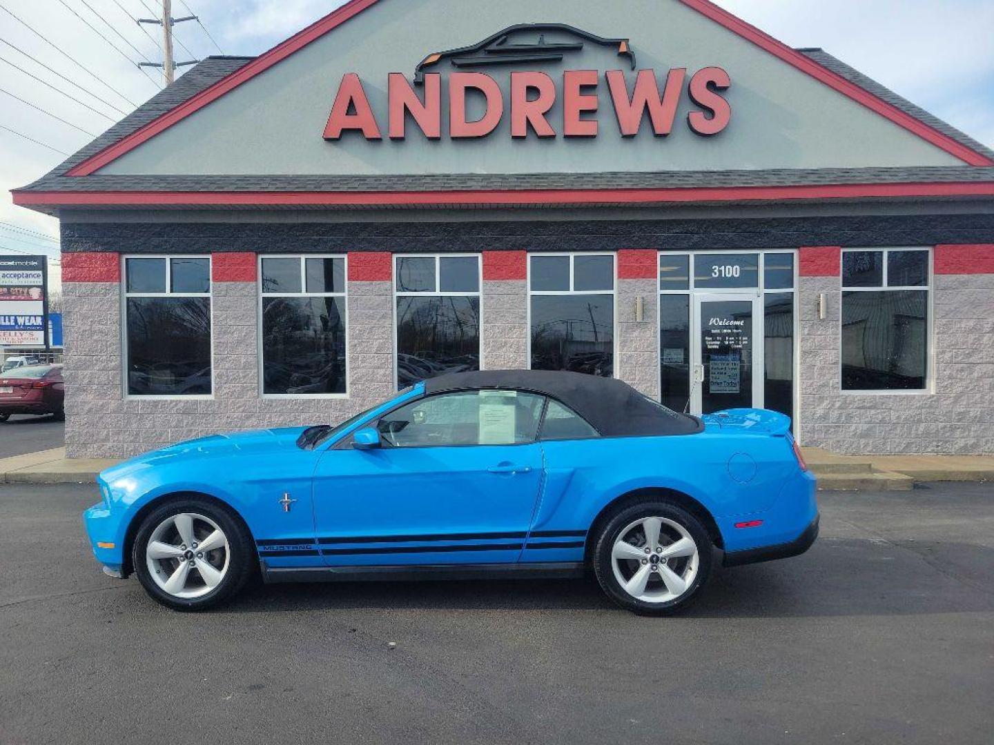 2010 BLUE FORD MUSTANG (1ZVBP8EN5A5) with an 4.0L engine, Automatic transmission, located at 3100 Covert Avenue, Evansville, IN, 47714, (812) 473-4492, 37.955418, -87.512238 - Photo#0
