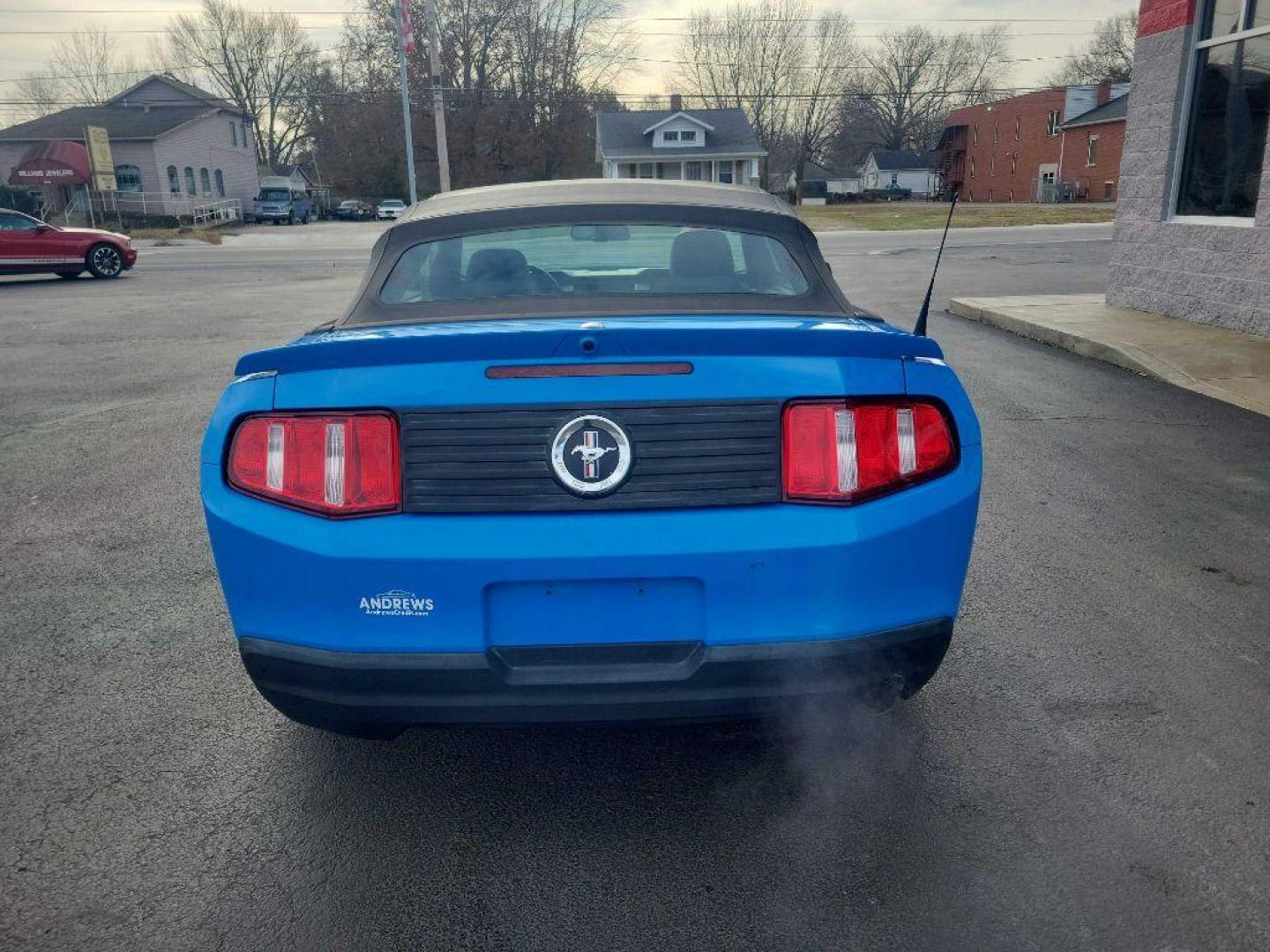 2010 BLUE FORD MUSTANG (1ZVBP8EN5A5) with an 4.0L engine, Automatic transmission, located at 3100 Covert Avenue, Evansville, IN, 47714, (812) 473-4492, 37.955418, -87.512238 - Photo#3