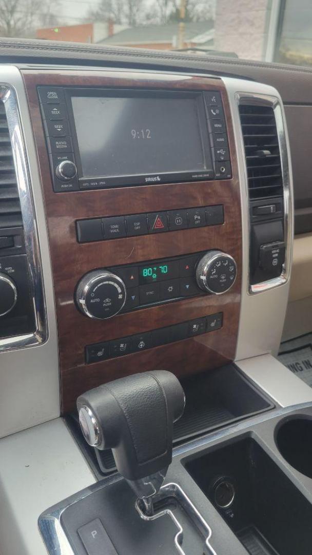 2010 GOLD DODGE RAM 1500 (1D7RV1CTXAS) with an 5.7L engine, Automatic transmission, located at 3100 Covert Avenue, Evansville, IN, 47714, (812) 473-4492, 37.955418, -87.512238 - Photo#5