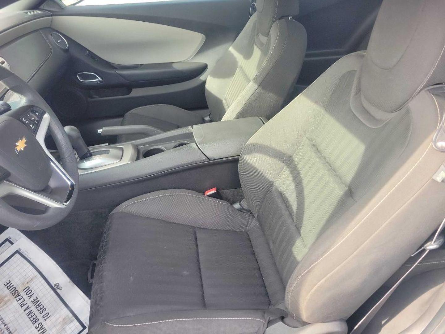 2013 BLUE CHEVROLET CAMARO LS (2G1FA1E38D9) with an 3.6L engine, Automatic transmission, located at 3100 Covert Avenue, Evansville, IN, 47714, (812) 473-4492, 37.955418, -87.512238 - ***Air Bag light on*** - Photo#5