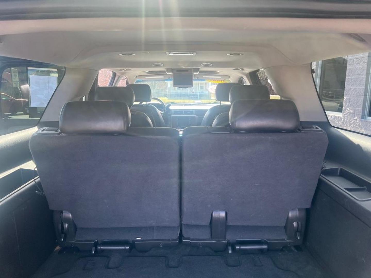 2008 BLACK GMC YUKON XL DENALI (1GKFK66898J) with an 6.2L engine, Automatic transmission, located at 3100 Covert Avenue, Evansville, IN, 47714, (812) 473-4492, 37.955418, -87.512238 - Photo#7