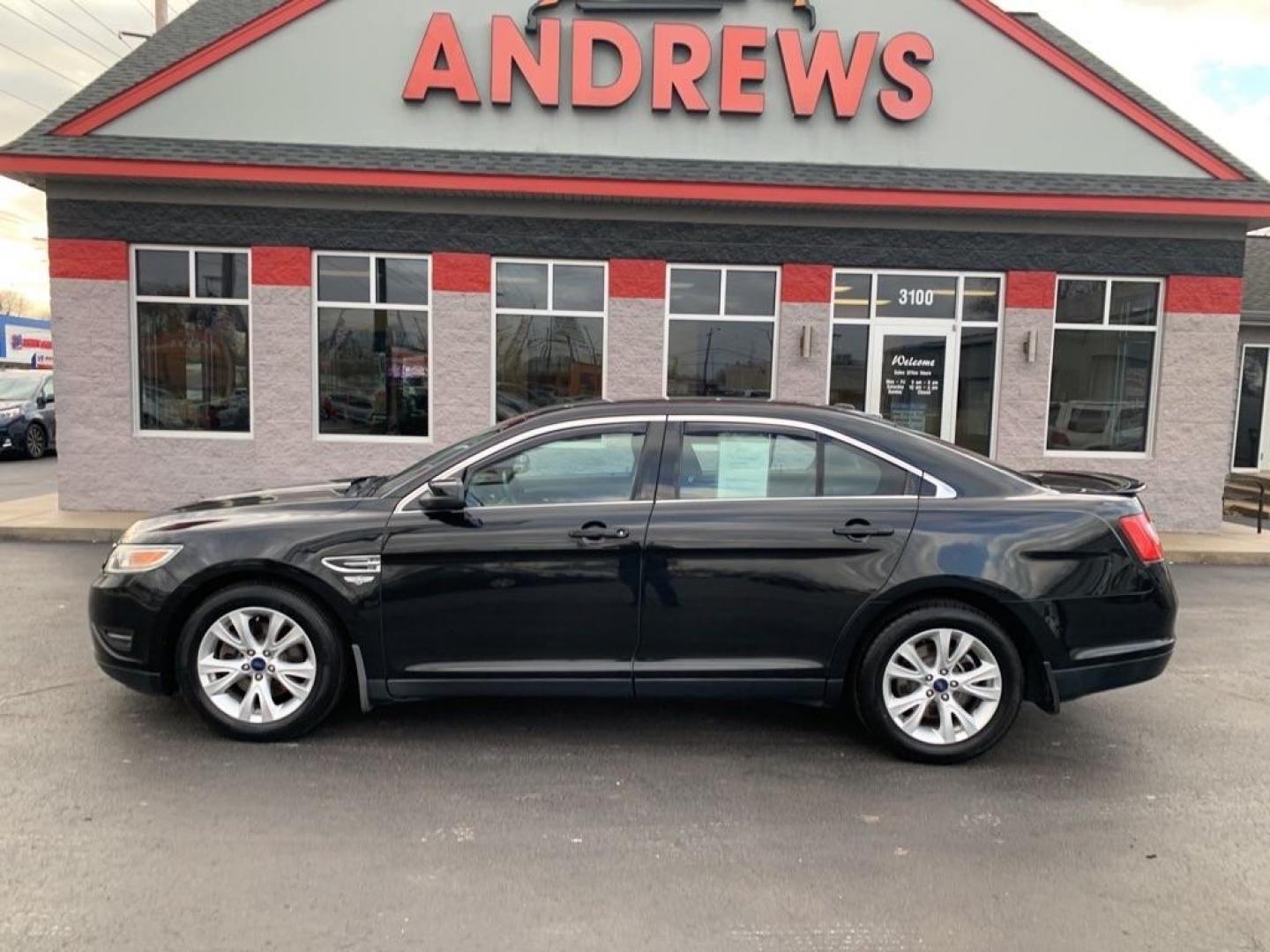 2012 BLACK FORD TAURUS SEL (1FAHP2EW4CG) with an 3.5L engine, Automatic transmission, located at 3100 Covert Avenue, Evansville, IN, 47714, (812) 473-4492, 37.955418, -87.512238 - Photo#1
