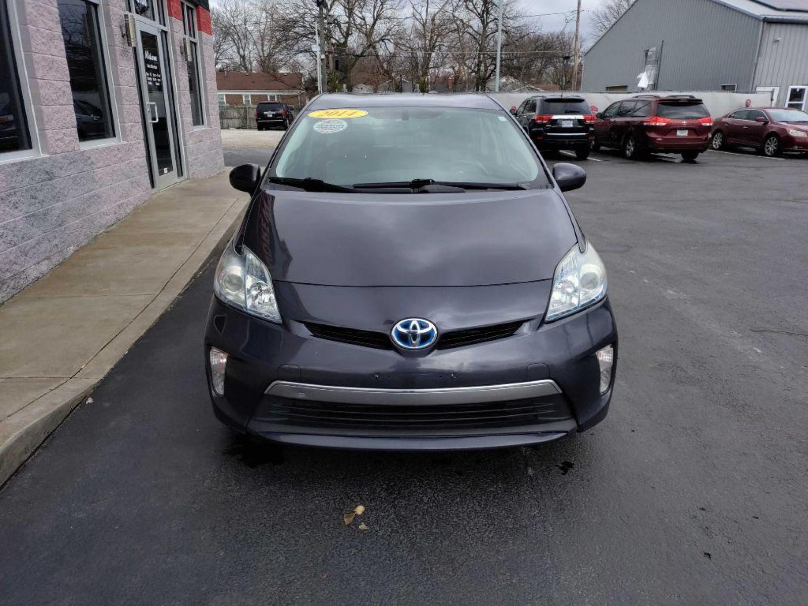2014 SILVER TOYOTA PRIUS PLUG-IN (JTDKN3DP4E3) with an 1.8L engine, Continuously Variable transmission, located at 3100 Covert Avenue, Evansville, IN, 47714, (812) 473-4492, 37.955418, -87.512238 - Photo #1