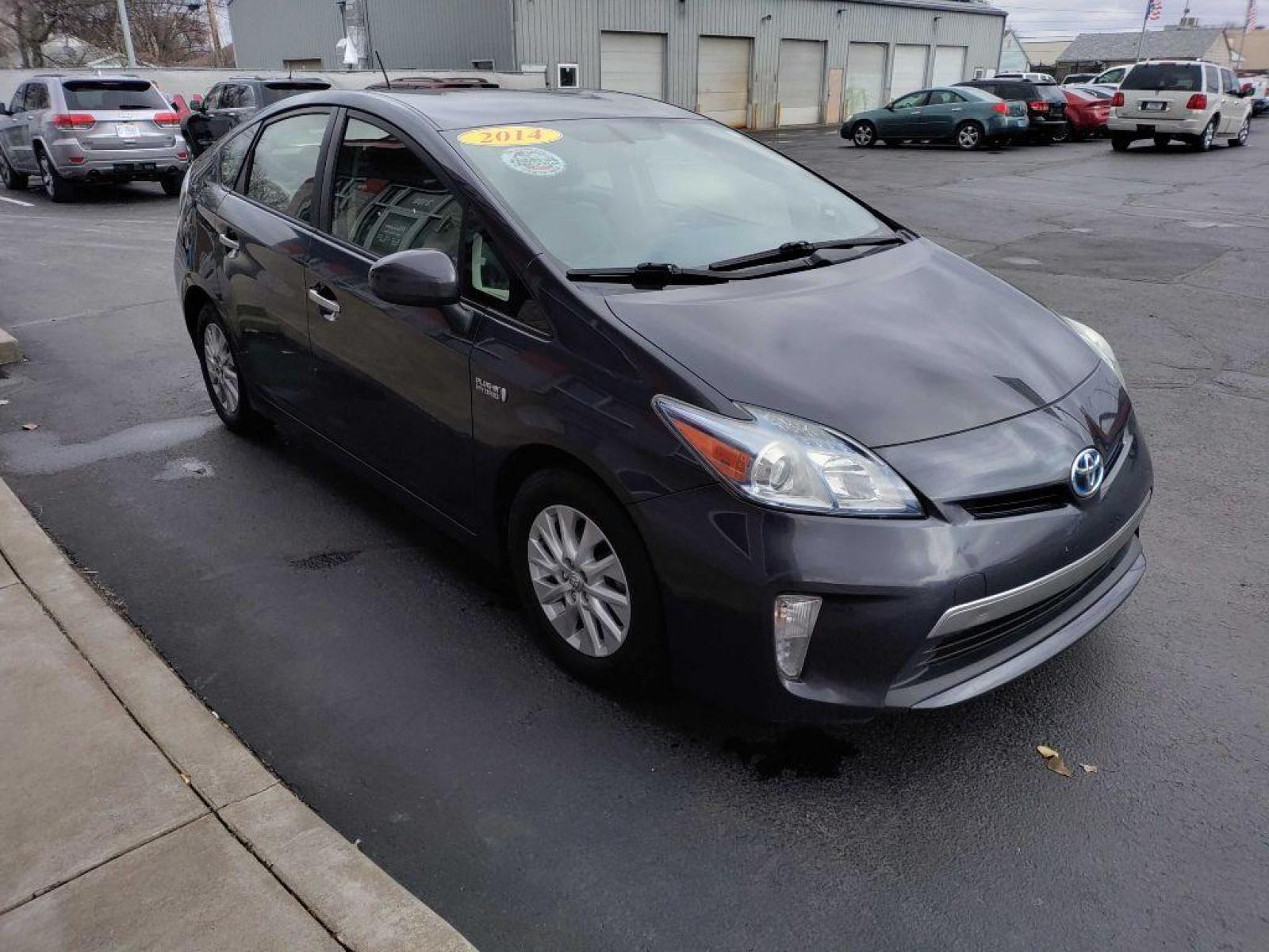 2014 SILVER TOYOTA PRIUS PLUG-IN (JTDKN3DP4E3) with an 1.8L engine, Continuously Variable transmission, located at 3100 Covert Avenue, Evansville, IN, 47714, (812) 473-4492, 37.955418, -87.512238 - Photo #2