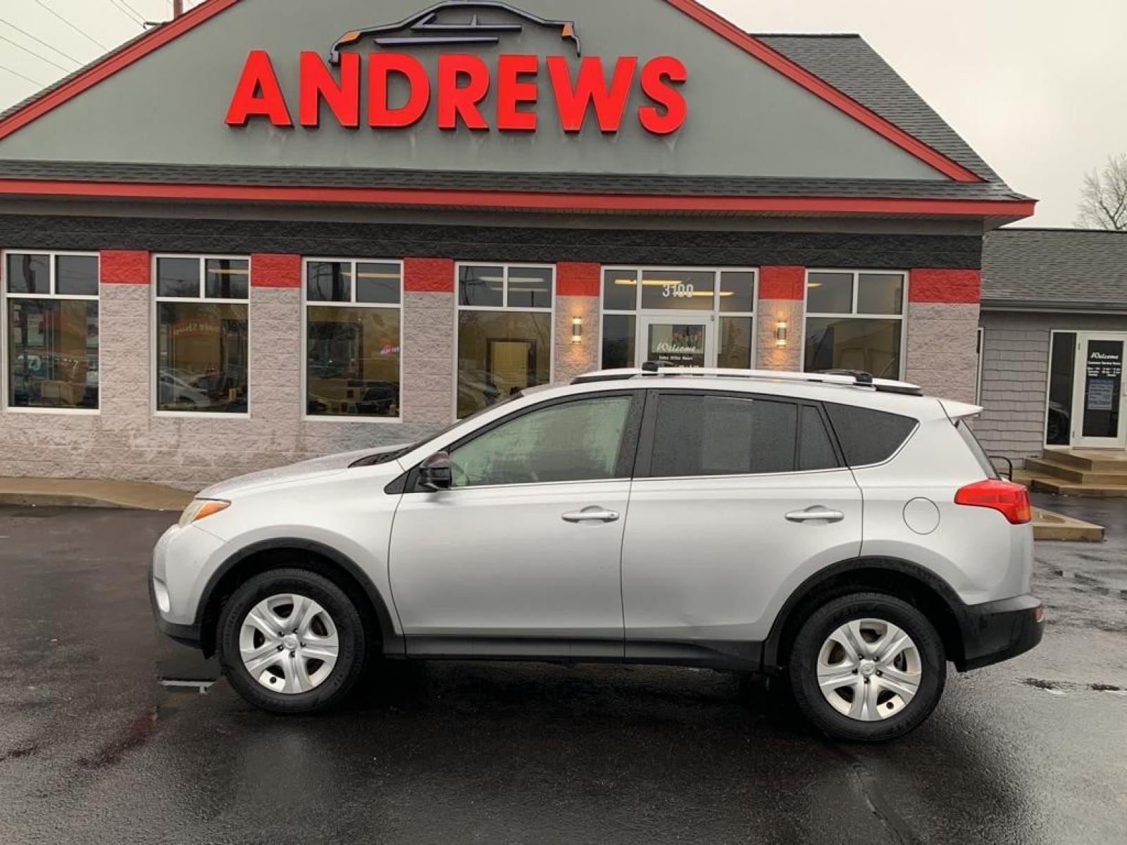 2015 SILVER TOYOTA RAV4 LE (JTMBFREV1FJ) with an 2.5L engine, Automatic transmission, located at 3100 Covert Avenue, Evansville, IN, 47714, (812) 473-4492, 37.955418, -87.512238 - Photo #0