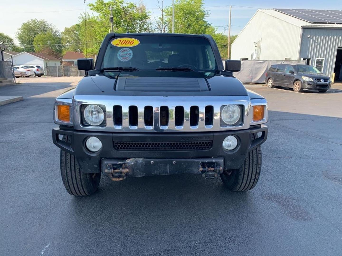 2006 BLACK HUMMER H3 (5GTDN136868) with an 3.5L engine, Automatic transmission, located at 3100 Covert Avenue, Evansville, IN, 47714, (812) 473-4492, 37.955418, -87.512238 - Photo#1