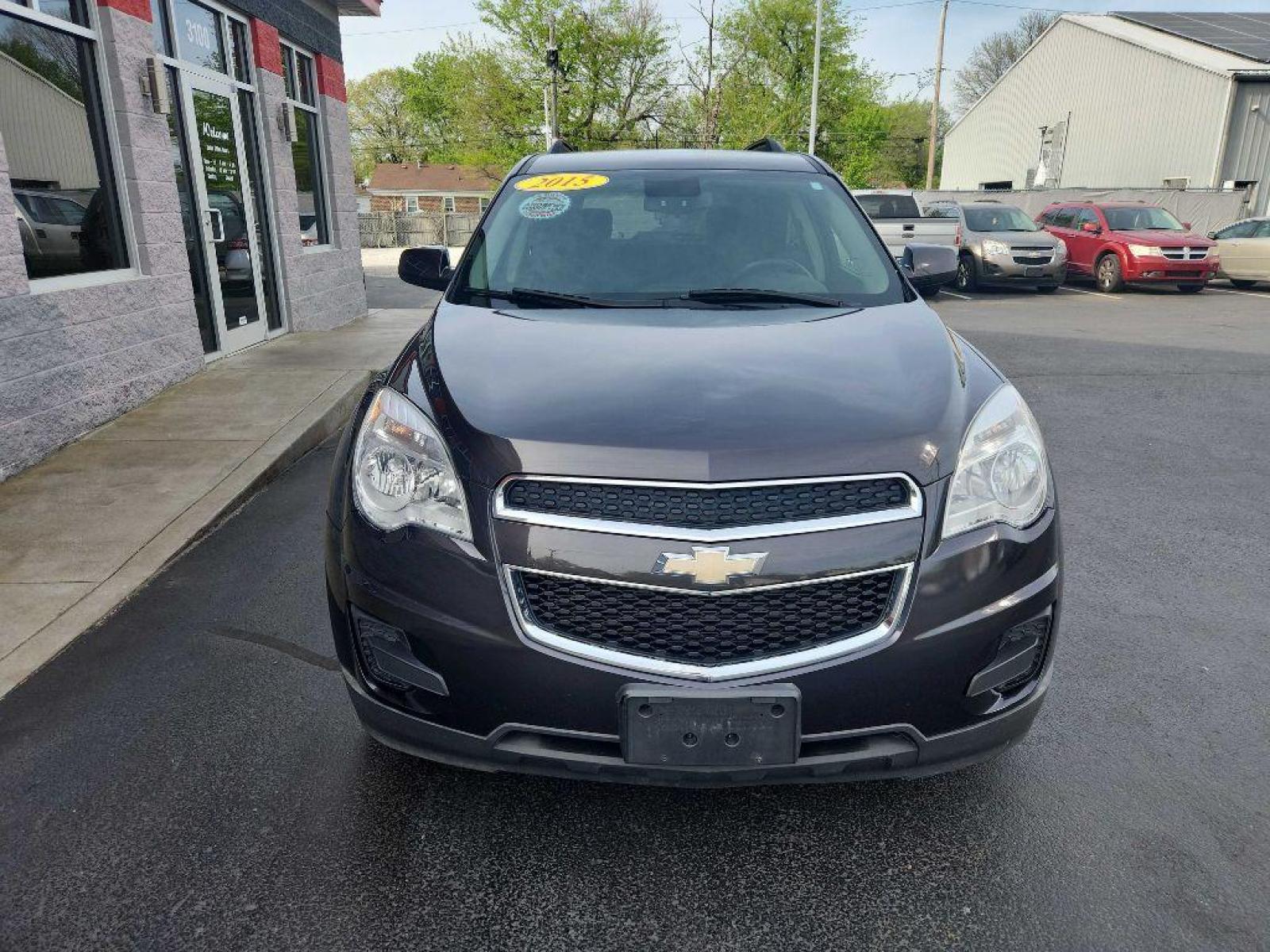 2015 GRAY CHEVROLET EQUINOX LT (2GNALBEK1F6) with an 2.4L engine, Automatic transmission, located at 3100 Covert Avenue, Evansville, IN, 47714, (812) 473-4492, 37.955418, -87.512238 - Photo #1
