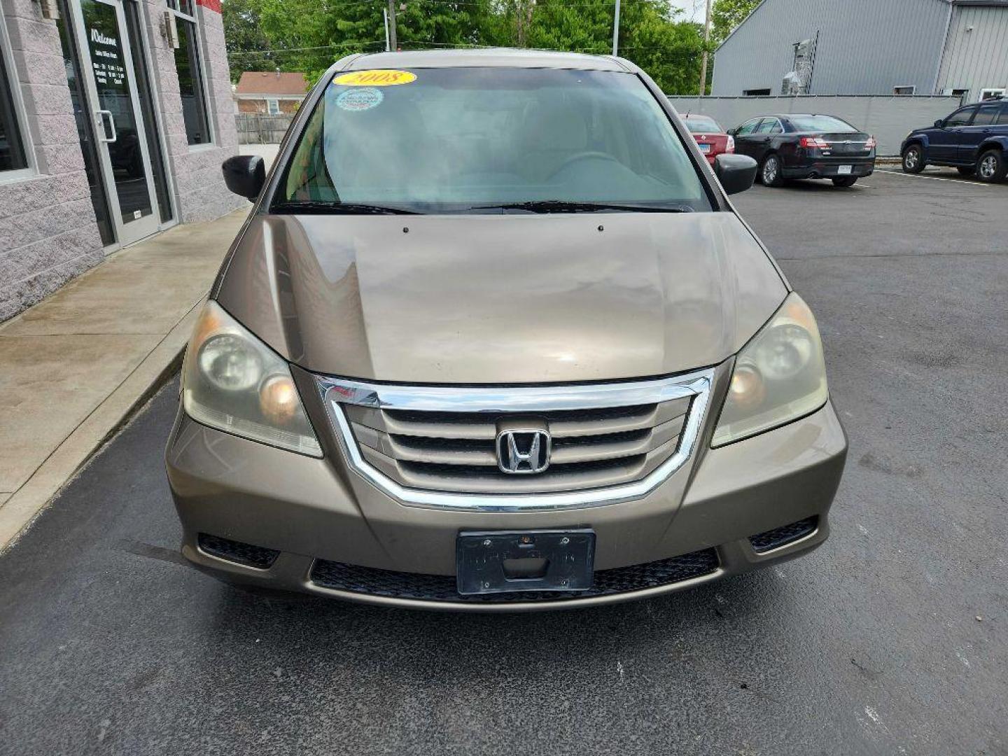 2008 GOLD HONDA ODYSSEY LX (5FNRL38278B) with an 3.5L engine, Automatic transmission, located at 3100 Covert Avenue, Evansville, IN, 47714, (812) 473-4492, 37.955418, -87.512238 - ***TPMS Light ON*** - Photo#1