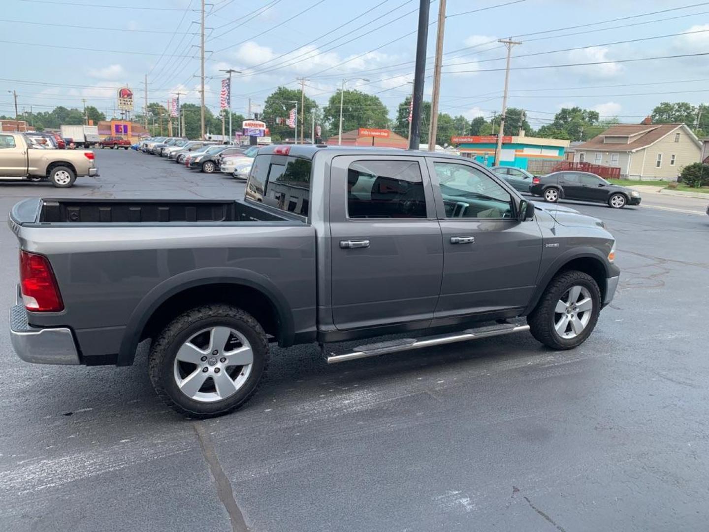 2010 GRAY DODGE RAM 1500 (1D7RV1CT5AS) with an 5.7L engine, Automatic transmission, located at 3100 Covert Avenue, Evansville, IN, 47714, (812) 473-4492, 37.955418, -87.512238 - Photo#2