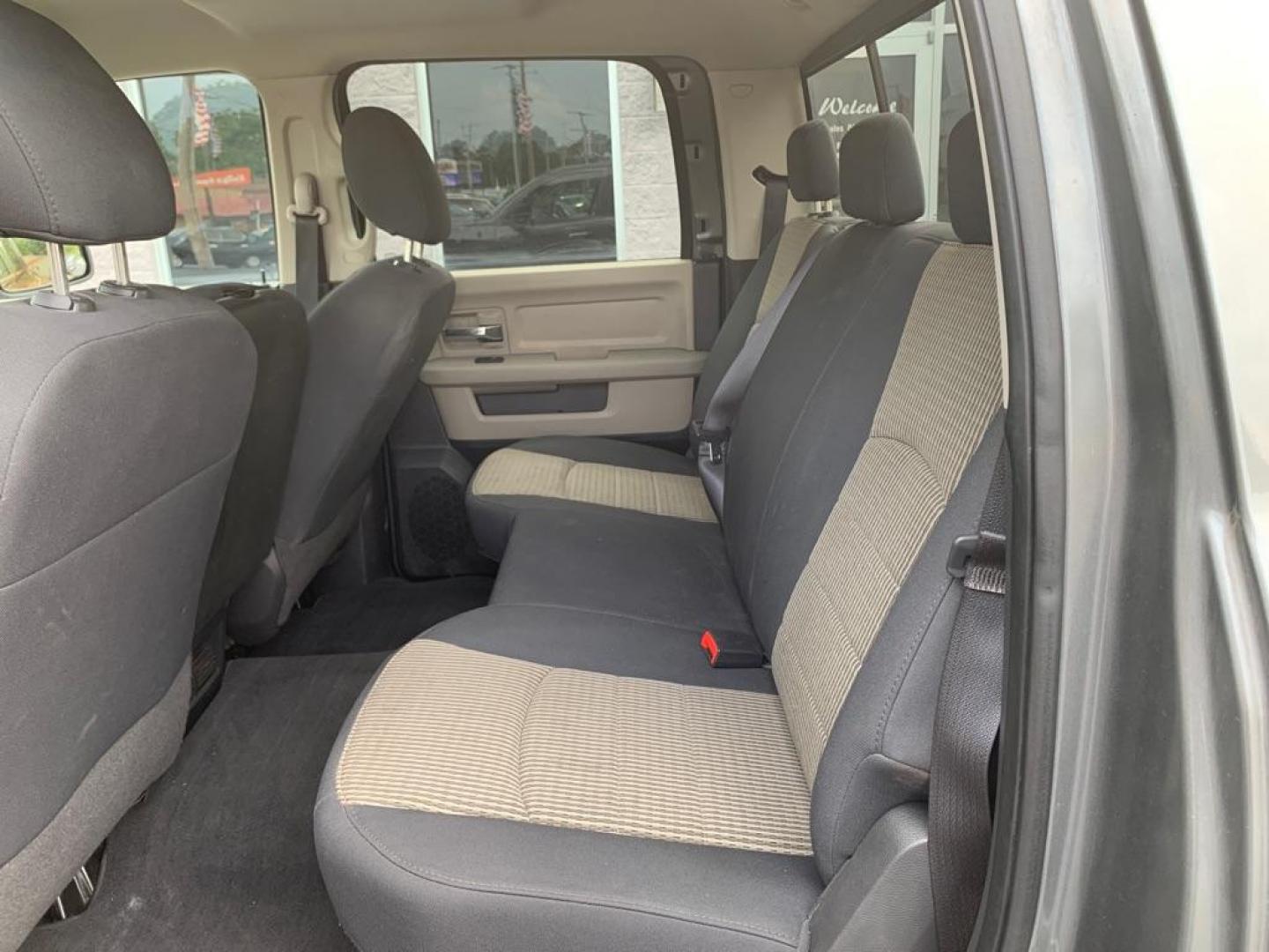 2010 GRAY DODGE RAM 1500 (1D7RV1CT5AS) with an 5.7L engine, Automatic transmission, located at 3100 Covert Avenue, Evansville, IN, 47714, (812) 473-4492, 37.955418, -87.512238 - Photo#5