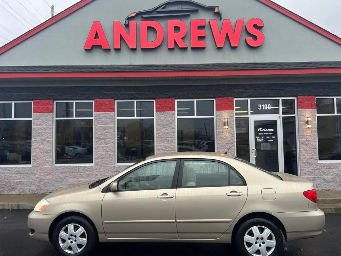 2006 GOLD TOYOTA COROLLA CE (2T1BR32E16C) with an 1.8L engine, Automatic transmission, located at 3100 Covert Avenue, Evansville, IN, 47714, (812) 473-4492, 37.955418, -87.512238 - Photo#0