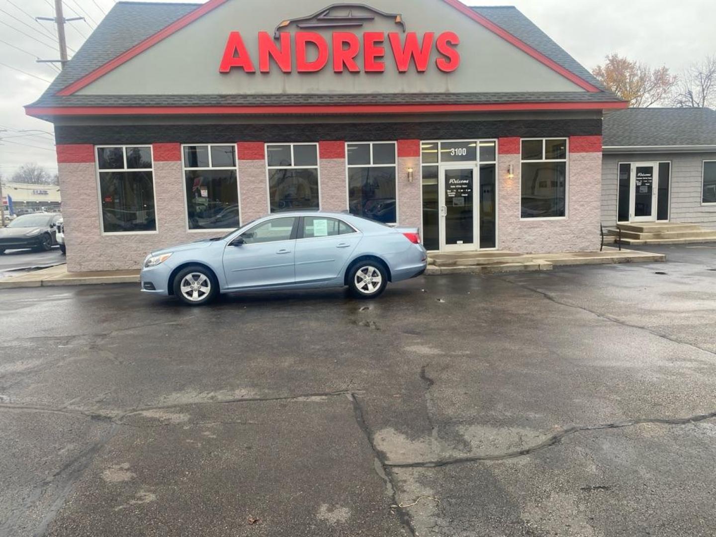 2013 BLUE CHEVROLET MALIBU LS (1G11B5SA2DU) with an 2.5L engine, Automatic transmission, located at 3100 Covert Avenue, Evansville, IN, 47714, (812) 473-4492, 37.955418, -87.512238 - Photo#0