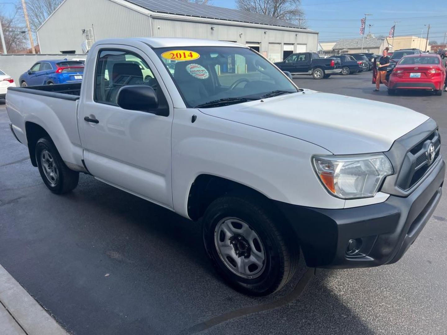 2014 WHITE TOYOTA TACOMA (5TFNX4CN6EX) with an 2.7L engine, Automatic transmission, located at 3100 Covert Avenue, Evansville, IN, 47714, (812) 473-4492, 37.955418, -87.512238 - Photo#5