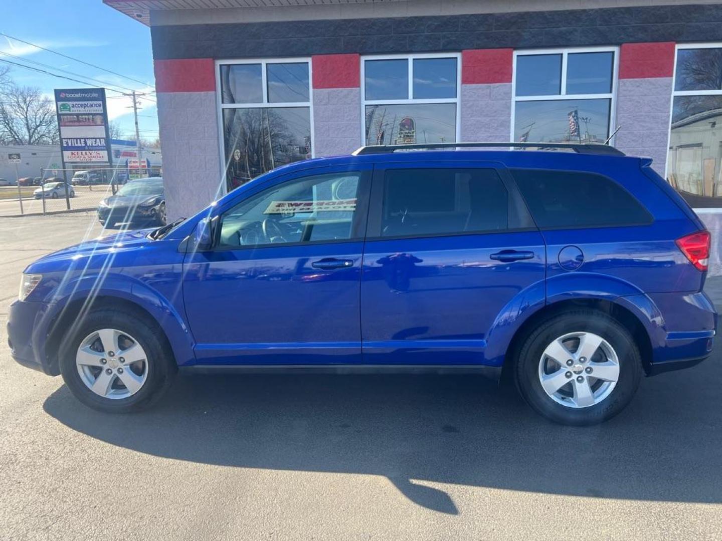 2012 BLUE DODGE JOURNEY SXT (3C4PDCBG9CT) with an 3.6L engine, Automatic transmission, located at 3100 Covert Avenue, Evansville, IN, 47714, (812) 473-4492, 37.955418, -87.512238 - Photo#0