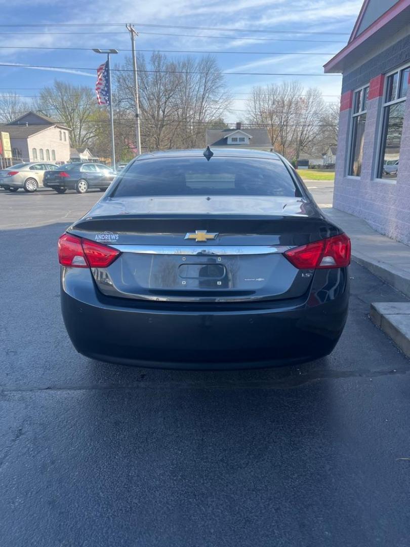 2015 GRAY CHEVROLET IMPALA LS (1G11Z5SLXFU) with an 2.5L engine, Automatic transmission, located at 3100 Covert Avenue, Evansville, IN, 47714, (812) 473-4492, 37.955418, -87.512238 - Photo#3