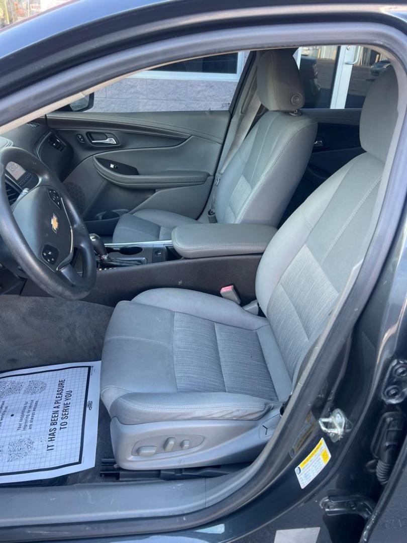 2015 GRAY CHEVROLET IMPALA LS (1G11Z5SLXFU) with an 2.5L engine, Automatic transmission, located at 3100 Covert Avenue, Evansville, IN, 47714, (812) 473-4492, 37.955418, -87.512238 - Photo#5
