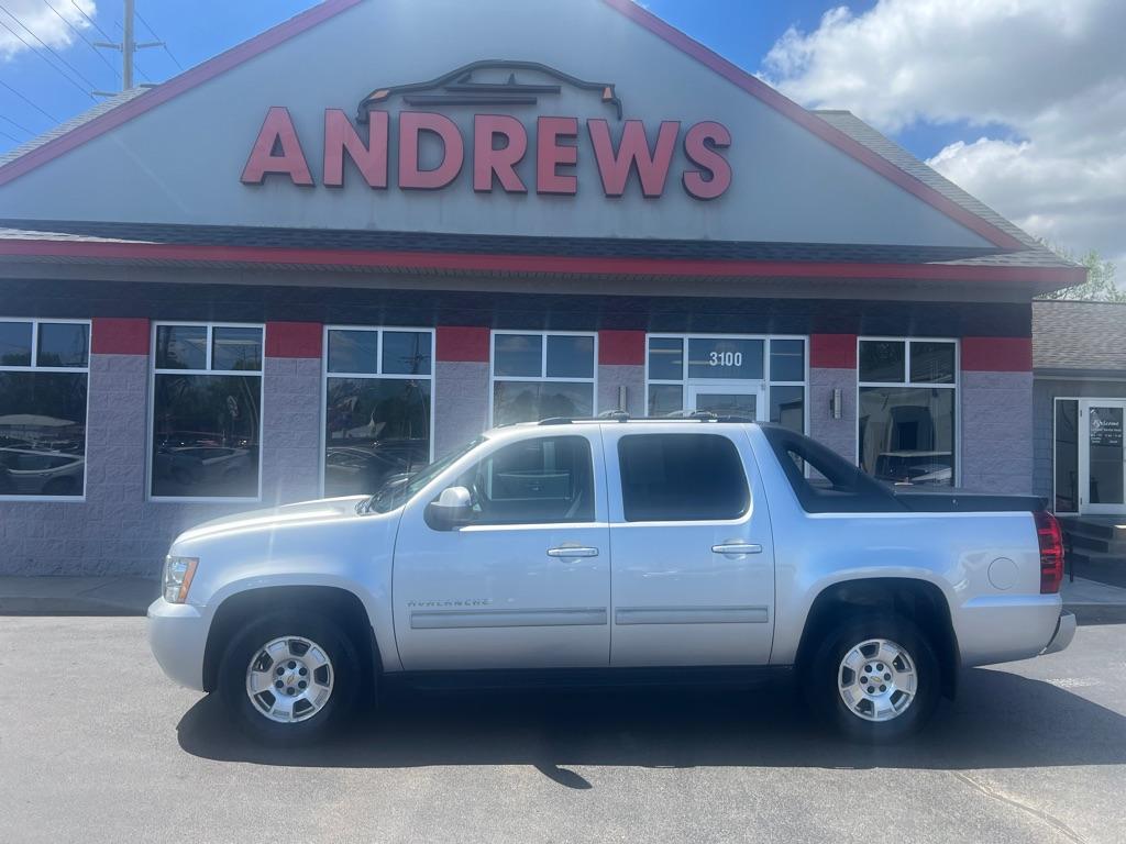 photo of 2012 CHEVROLET AVALANCHE 4DR