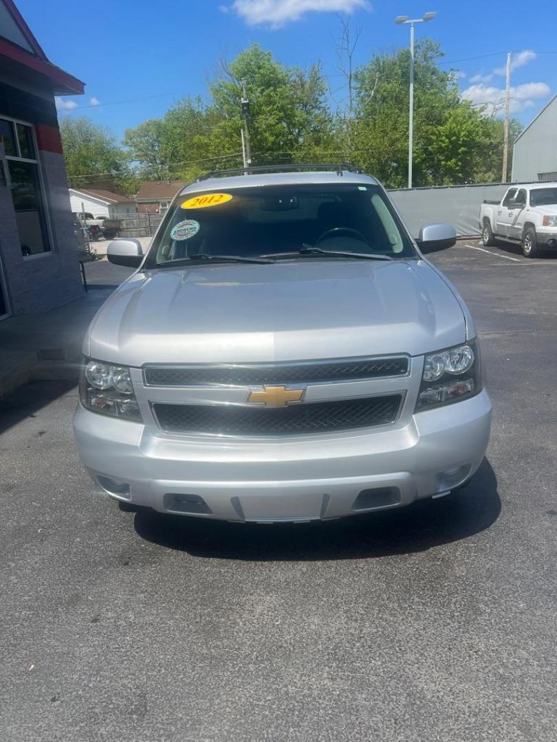 2012 SILVER CHEVROLET AVALANCHE LS (3GNMCEE0XCG) with an 5.3L engine, Automatic transmission, located at 3100 Covert Avenue, Evansville, IN, 47714, (812) 473-4492, 37.955418, -87.512238 - Photo#1