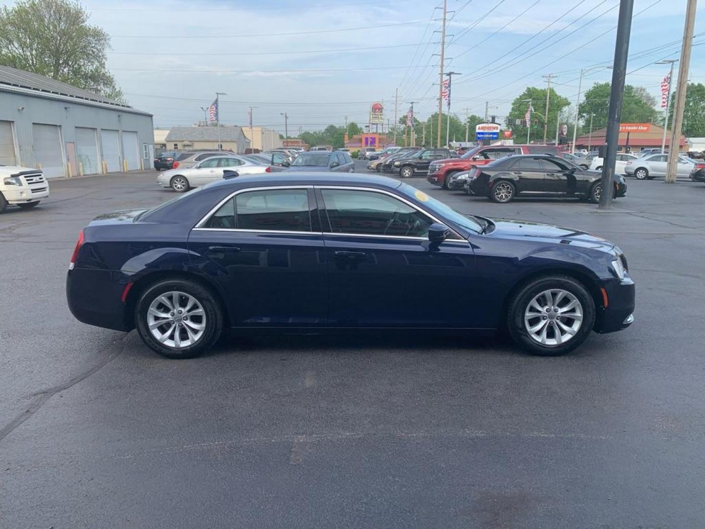 2016 BLUE CHRYSLER 300 LIMITED (2C3CCAAG3GH) with an 3.6L engine, Automatic transmission, located at 3100 Covert Avenue, Evansville, IN, 47714, (812) 473-4492, 37.955418, -87.512238 - Photo#2