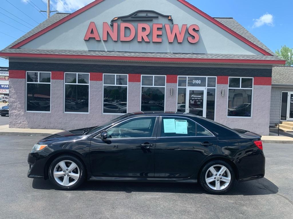 photo of 2012 TOYOTA CAMRY 4DR