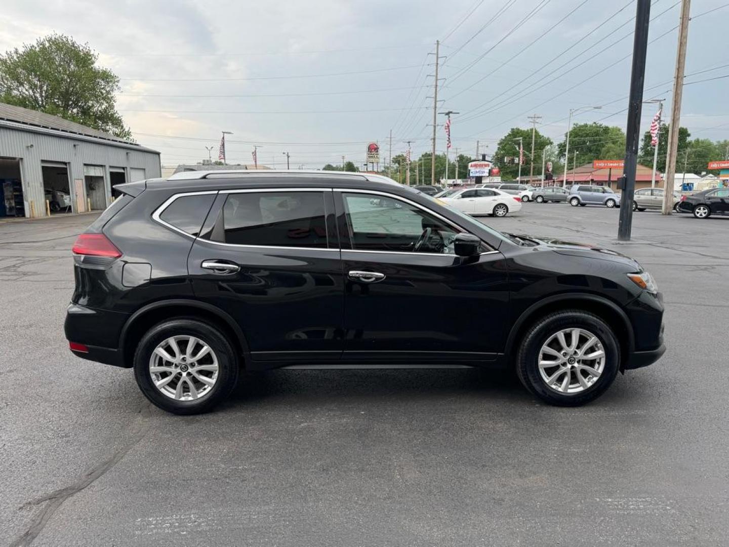 2018 BLACK NISSAN ROGUE S (KNMAT2MV6JP) with an 2.5L engine, Continuously Variable transmission, located at 3100 Covert Avenue, Evansville, IN, 47714, (812) 473-4492, 37.955418, -87.512238 - Photo#2