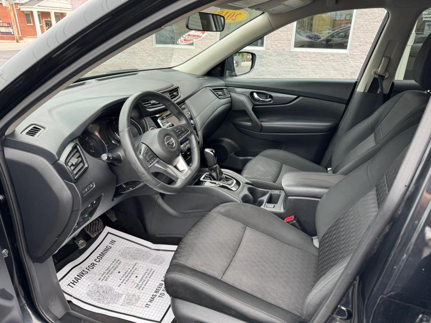 2018 BLACK NISSAN ROGUE S (KNMAT2MV6JP) with an 2.5L engine, Continuously Variable transmission, located at 3100 Covert Avenue, Evansville, IN, 47714, (812) 473-4492, 37.955418, -87.512238 - Photo#4