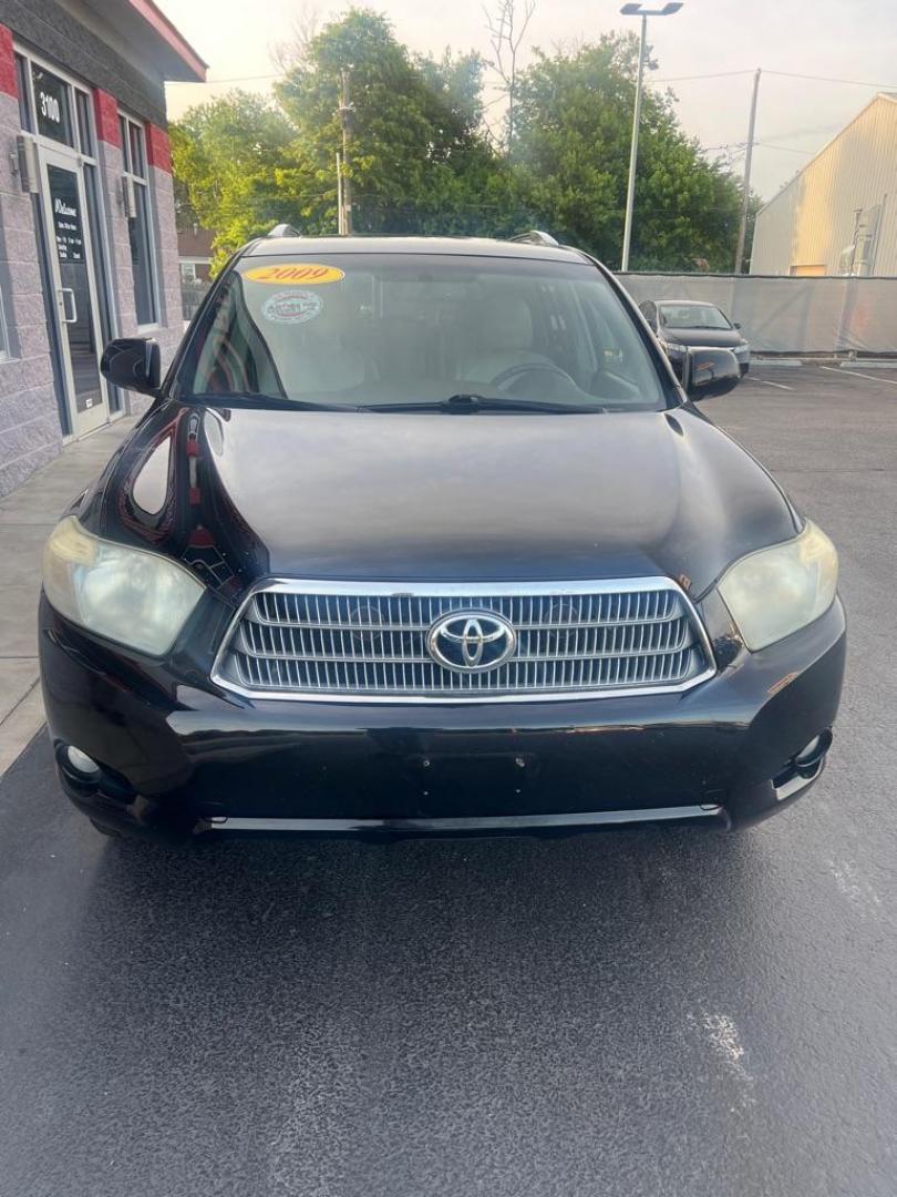 2009 BLACK TOYOTA HIGHLANDER HYBRID LIMITED (JTEEW44A892) with an 3.3L engine, Continuously Variable transmission, located at 3100 Covert Avenue, Evansville, IN, 47714, (812) 473-4492, 37.955418, -87.512238 - Photo#1
