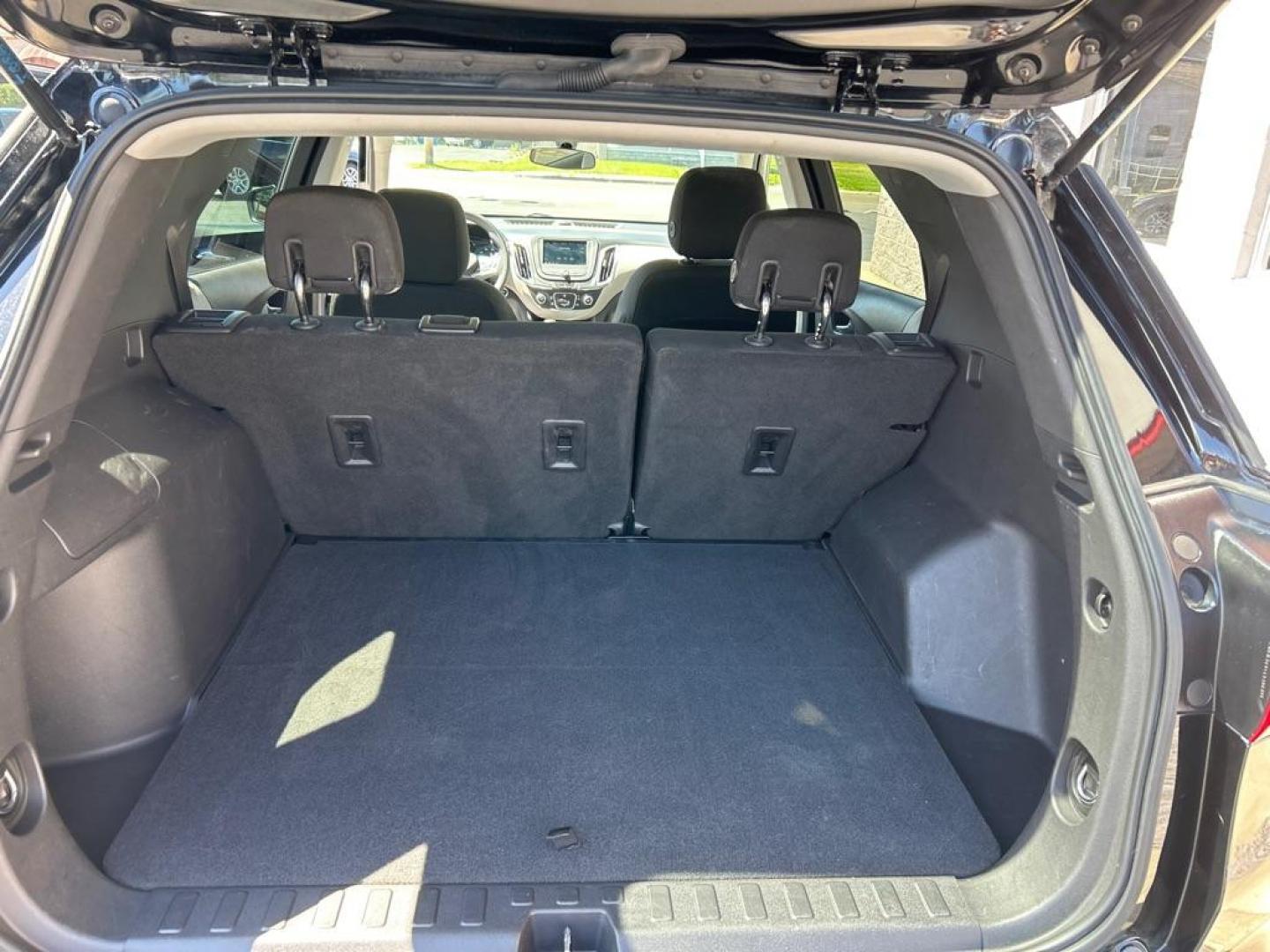 2019 BLACK CHEVROLET EQUINOX LS (3GNAXHEV2KL) with an 1.5L engine, Automatic transmission, located at 3100 Covert Avenue, Evansville, IN, 47714, (812) 473-4492, 37.955418, -87.512238 - Photo#5