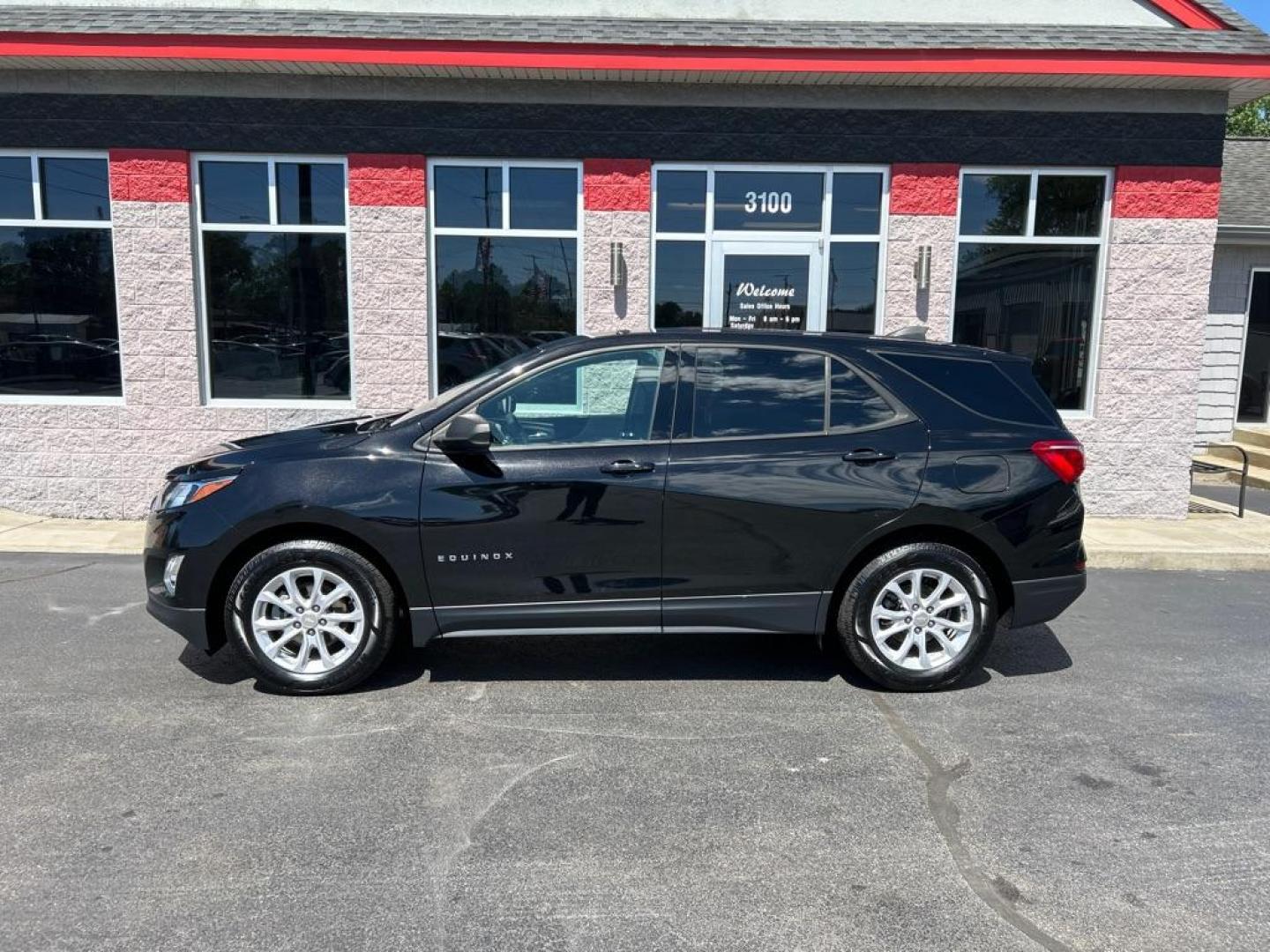 2019 BLACK CHEVROLET EQUINOX LS (3GNAXHEV2KL) with an 1.5L engine, Automatic transmission, located at 3100 Covert Avenue, Evansville, IN, 47714, (812) 473-4492, 37.955418, -87.512238 - Photo#0