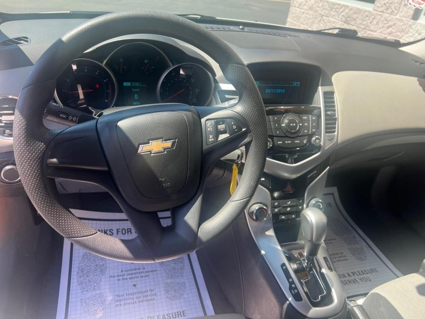 2016 WHITE CHEVROLET CRUZE LIMITED LS (1G1PC5SH7G7) with an 1.8L engine, Automatic transmission, located at 3100 Covert Avenue, Evansville, IN, 47714, (812) 473-4492, 37.955418, -87.512238 - Photo#4