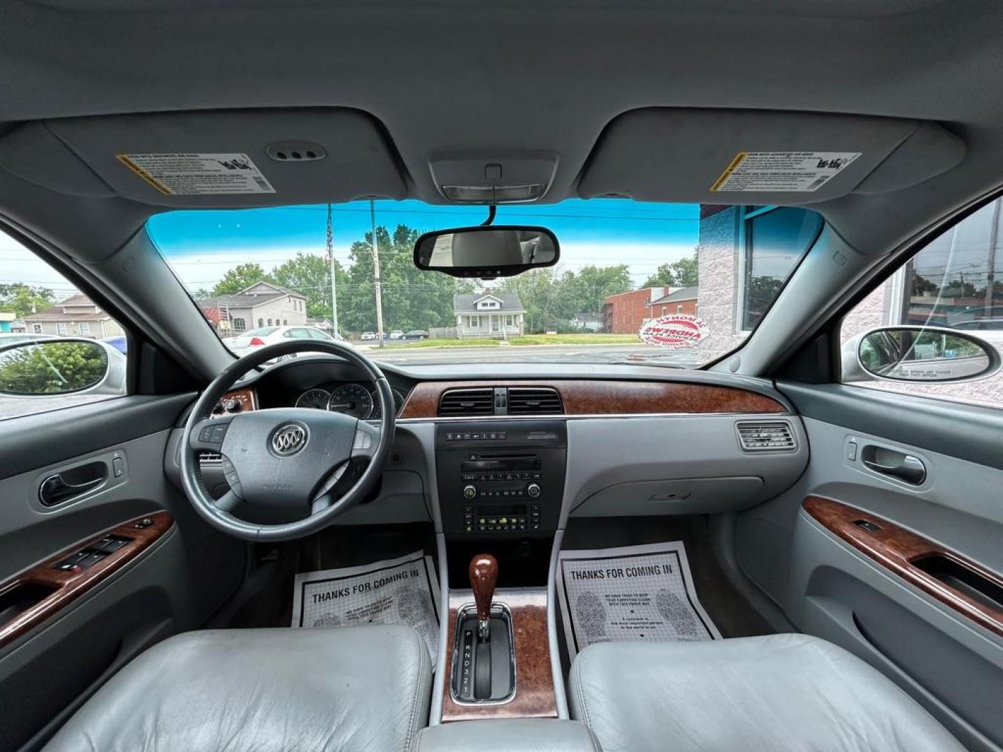 2005 SILVER BUICK LACROSSE CXS (2G4WE537151) with an 3.6L engine, Automatic transmission, located at 3100 Covert Avenue, Evansville, IN, 47714, (812) 473-4492, 37.955418, -87.512238 - Photo#3