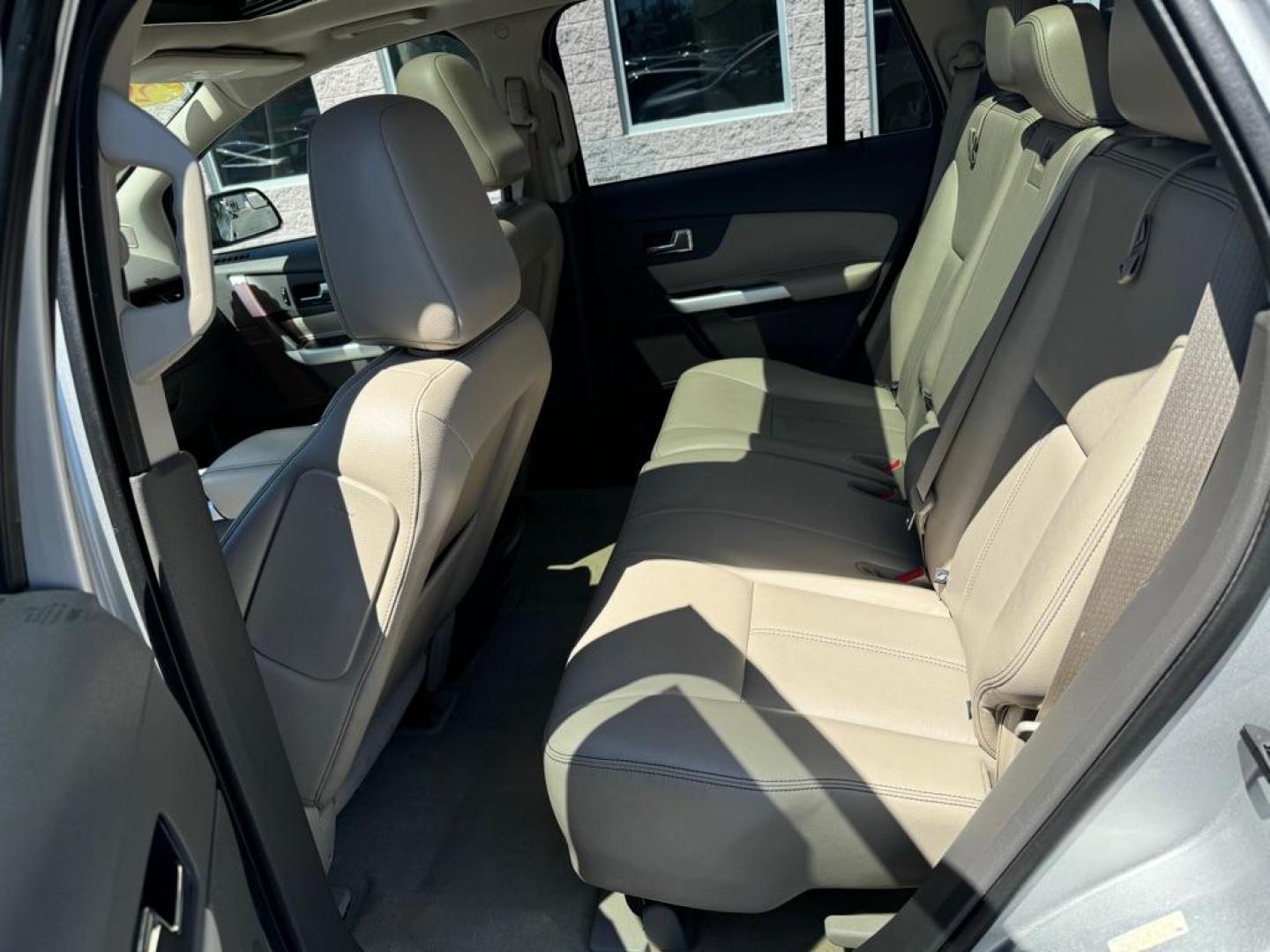 2011 SILVER FORD EDGE LIMITED (2FMDK3KC1BB) with an 3.5L engine, Automatic transmission, located at 3100 Covert Avenue, Evansville, IN, 47714, (812) 473-4492, 37.955418, -87.512238 - Photo#5