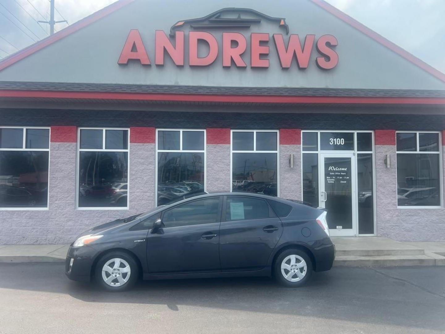 2011 GRAY TOYOTA PRIUS (JTDKN3DU3B5) with an 1.8L engine, Continuously Variable transmission, located at 3100 Covert Avenue, Evansville, IN, 47714, (812) 473-4492, 37.955418, -87.512238 - Photo#0