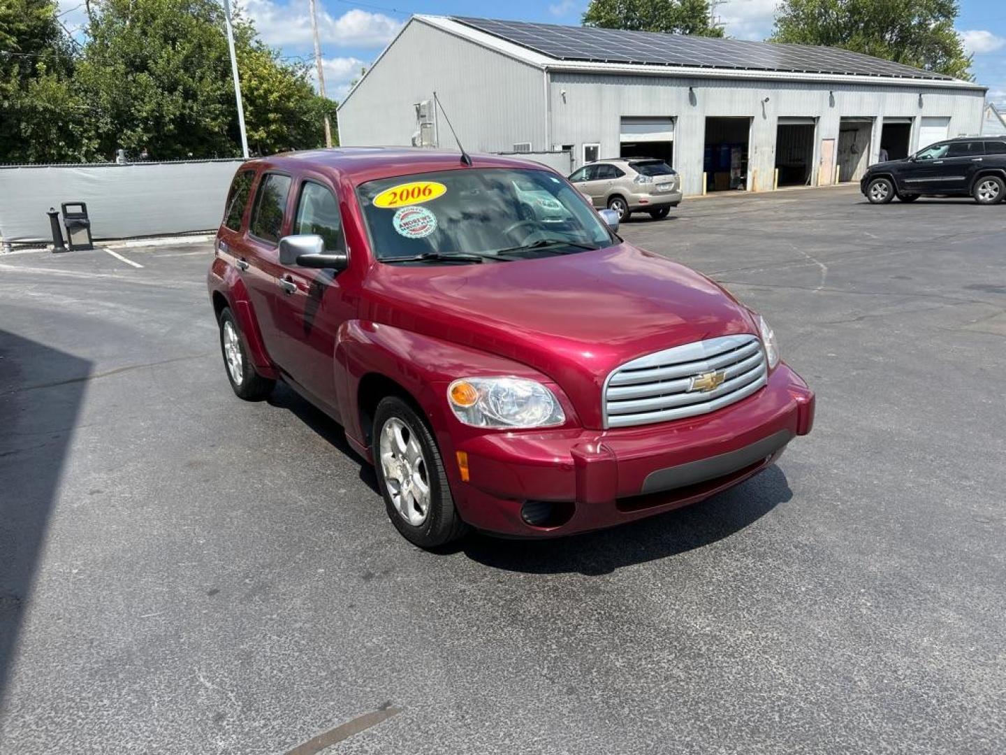 2006 RED CHEVROLET HHR LT (3GNDA23D76S) with an 2.2L engine, Automatic transmission, located at 3100 Covert Avenue, Evansville, IN, 47714, (812) 473-4492, 37.955418, -87.512238 - Photo#2