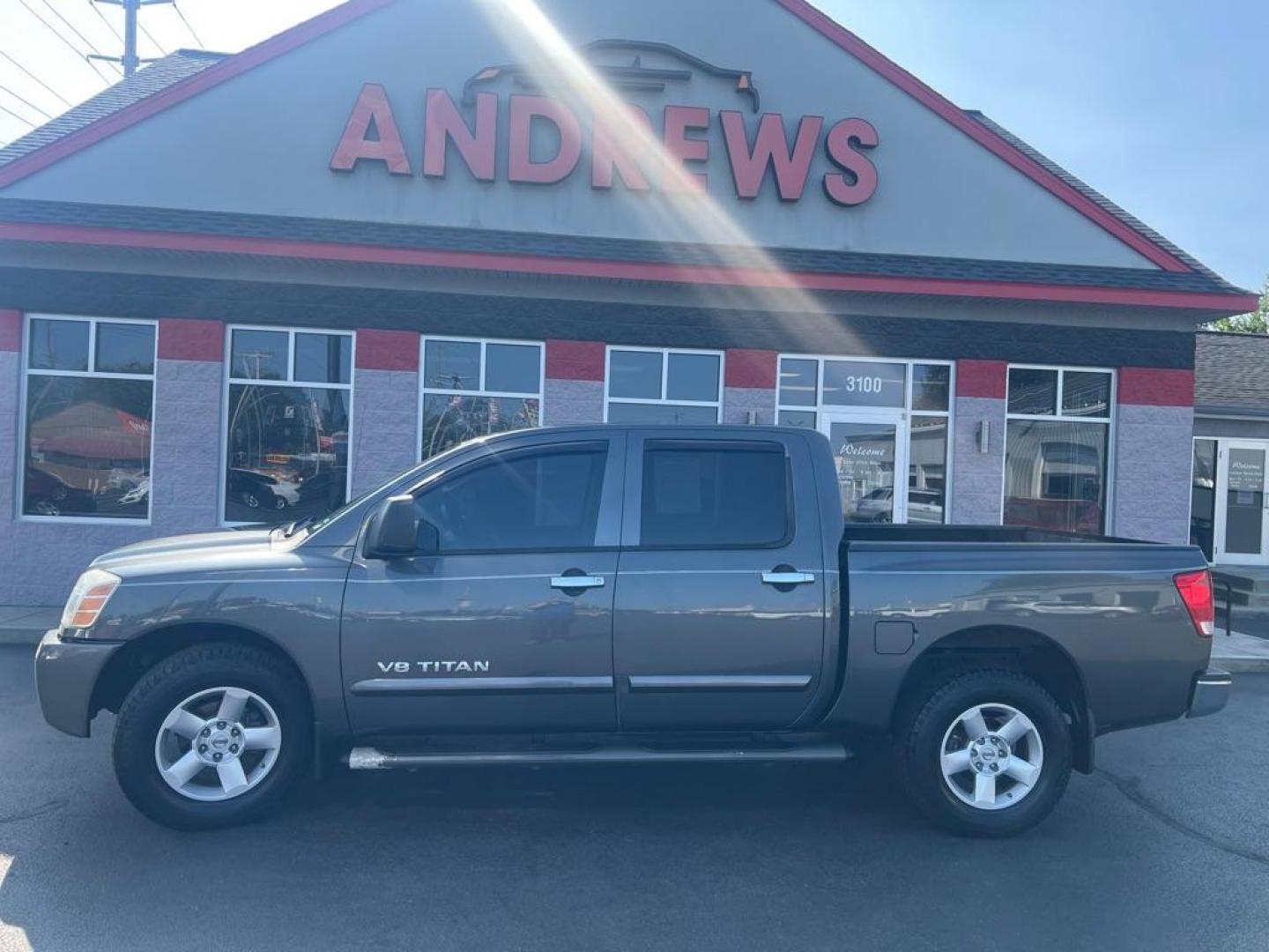 2006 GRAY NISSAN TITAN XE (1N6AA07B66N) with an 5.6L engine, Automatic transmission, located at 3100 Covert Avenue, Evansville, IN, 47714, (812) 473-4492, 37.955418, -87.512238 - Photo#0