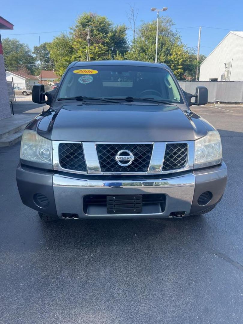 2006 GRAY NISSAN TITAN XE (1N6AA07B66N) with an 5.6L engine, Automatic transmission, located at 3100 Covert Avenue, Evansville, IN, 47714, (812) 473-4492, 37.955418, -87.512238 - Photo#1