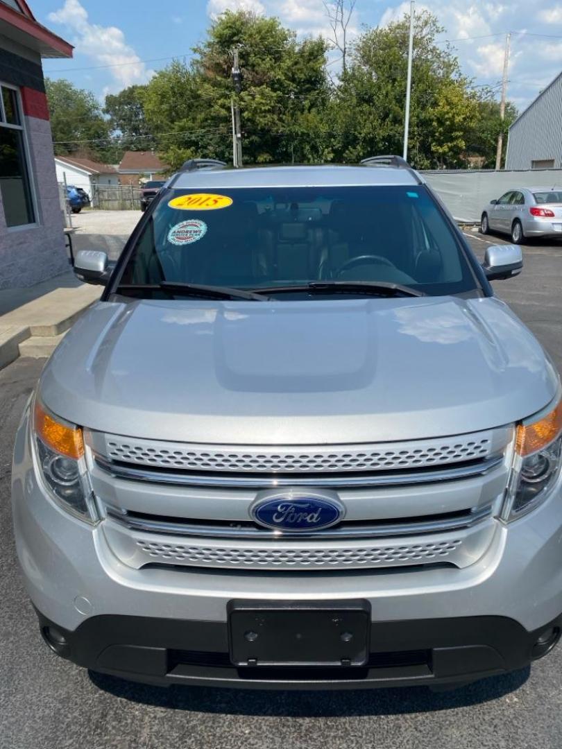2015 SILVER FORD EXPLORER LIMITED (1FM5K8F80FG) with an 3.5L engine, Automatic transmission, located at 3100 Covert Avenue, Evansville, IN, 47714, (812) 473-4492, 37.955418, -87.512238 - Photo#1