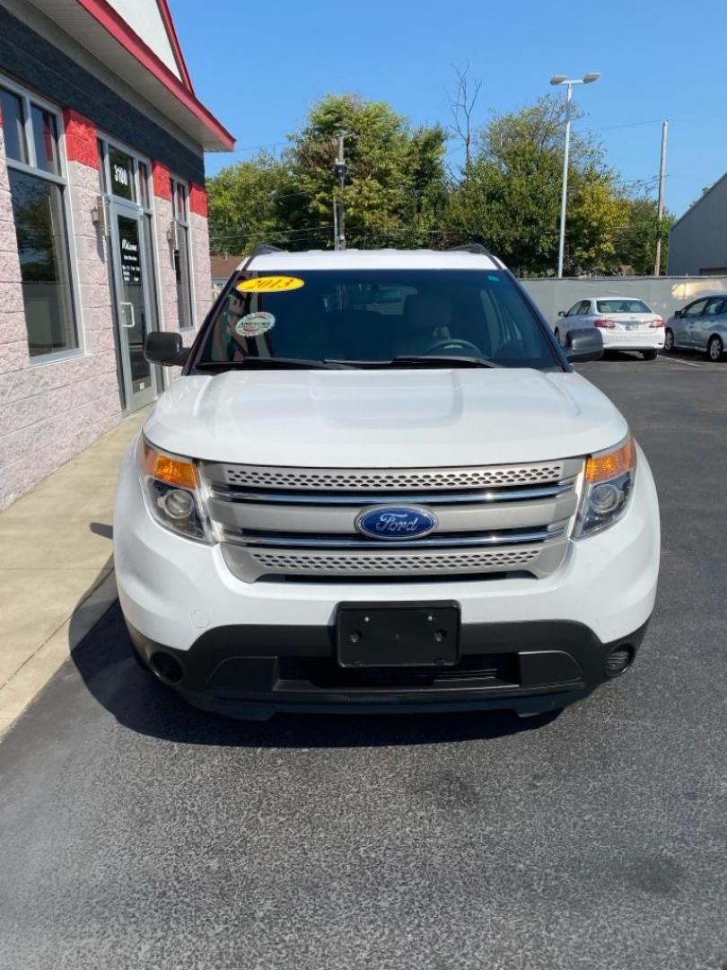 2013 WHITE FORD EXPLORER (1FM5K8B85DG) with an 3.5L engine, Automatic transmission, located at 3100 Covert Avenue, Evansville, IN, 47714, (812) 473-4492, 37.955418, -87.512238 - Photo#1