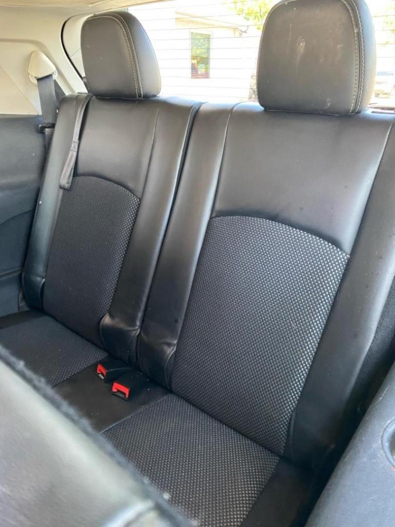 2015 GREY DODGE JOURNEY CROSSROAD (3C4PDCGB3FT) with an 2.4L engine, Automatic transmission, located at 3100 Covert Avenue, Evansville, IN, 47714, (812) 473-4492, 37.955418, -87.512238 - Photo#6